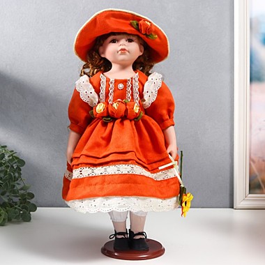 Кукла коллекционная 